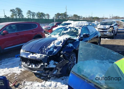 2014 Maserati Quattroporte S Q4 из США, поврежденный, VIN ZAM56RRA2E1110209